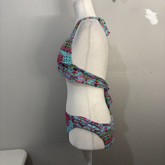 Becca 2 Piece Turquoise Swimsuit Embelished Top Size Small Bottom Size Large - Picture 7 of 13